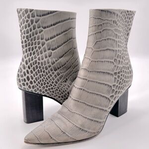 Freda Salvador Fia Grey Croc Embossed Heel Boot Size 9